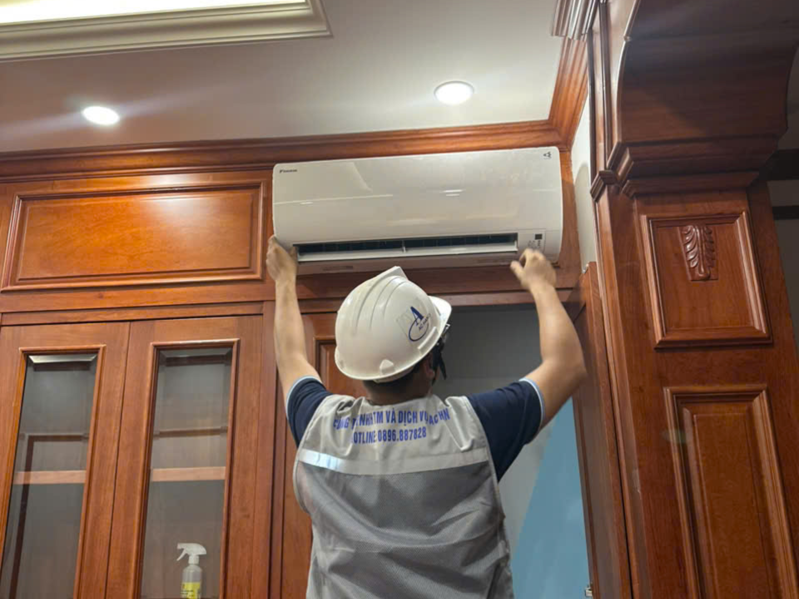 Cung cấp thiết bị