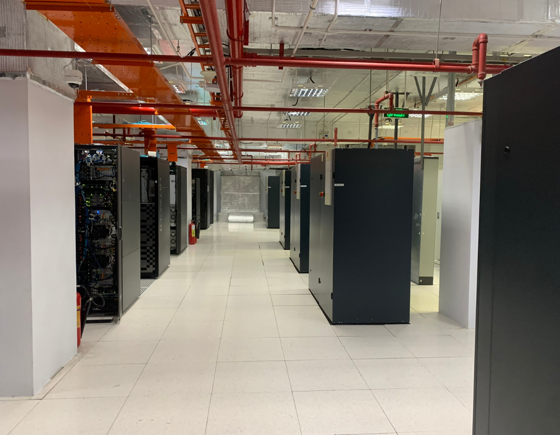 Tổng Quan Hạ Tầng Server: Tiêu Chuẩn Thiết Kế, Xây Dựng Và Vận Hành An Toàn